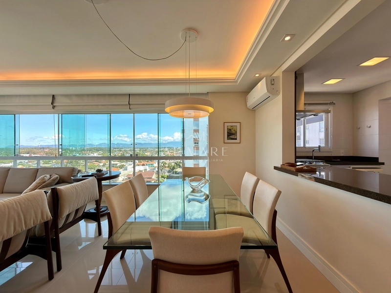 Apartamento com vista serra e mar: 6ª foto da galeria de imagens do imóvel