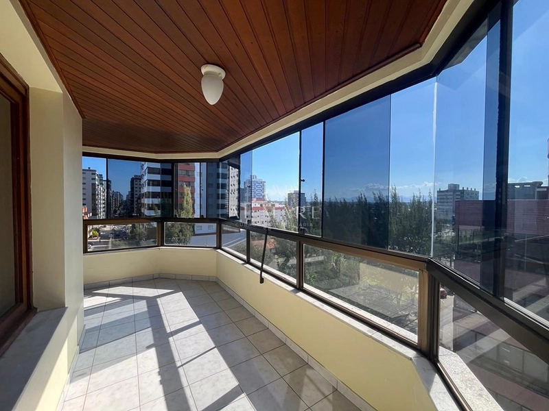 Apartamento na zona nova: 2ª foto da galeria de imagens do imóvel
