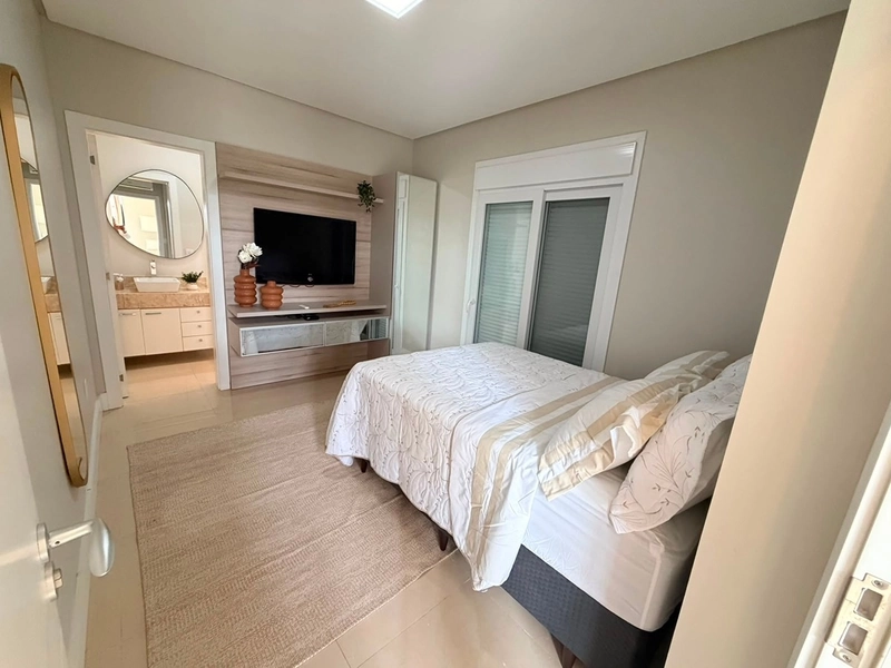 Sobrado em condominio com vista para o lago: 3ª foto da galeria de imagens do imóvel