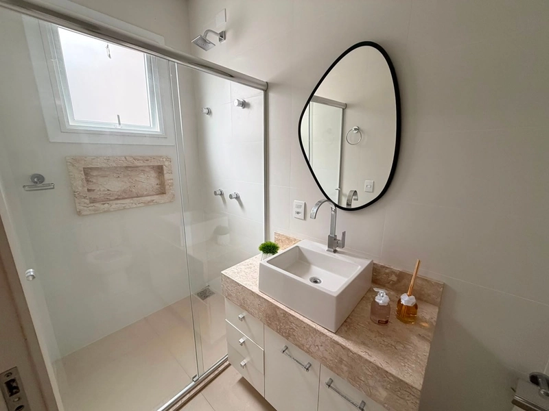 Sobrado em condominio com vista para o lago: 2ª foto da galeria de imagens do imóvel