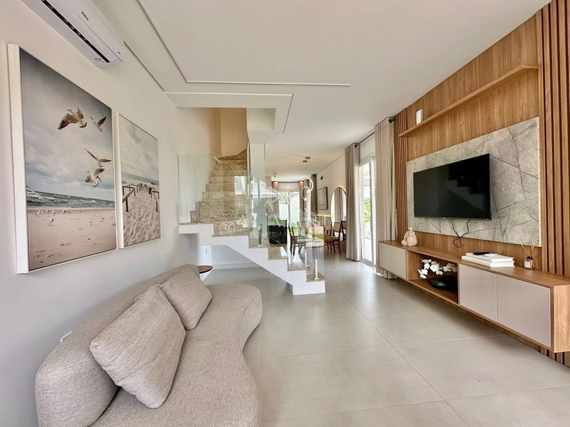 Sobrado com 3 suítes mobiliado e decorado.: 5ª foto da galeria de imagens do imóvel