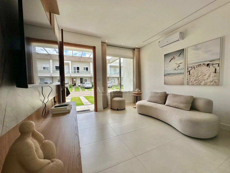 Sobrado com 3 suítes mobiliado e decorado.: 2ª foto da galeria de imagens do imóvel