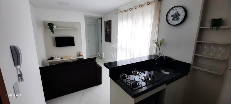 Apartamento um dormitório mobiliado no bairro mais desejado de Capão da Canoa: 1ª foto da galeria de imagens do imóvel