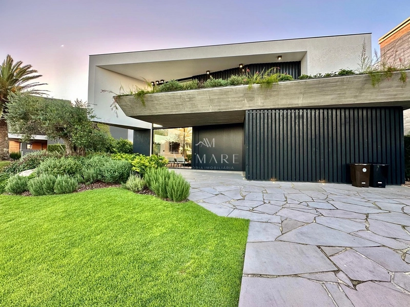 Enseada Lagos Casa Contemporânea: 1ª foto da galeria de imagens do imóvel