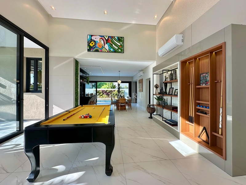 casa em condomínio com quadro suítes, piscina, automatização e sala de tv: 10ª foto da galeria de imagens do imóvel