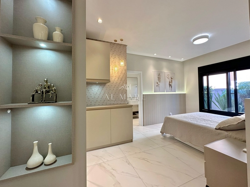 casa em condomínio com quadro suítes, piscina, automatização e sala de tv: 15ª foto da galeria de imagens do imóvel