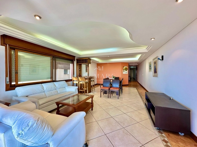 APARTAMENTO DE 3 DORMITÓRIOS COM VISTA ETERNA PARA O MAR: 3ª foto da galeria de imagens do imóvel