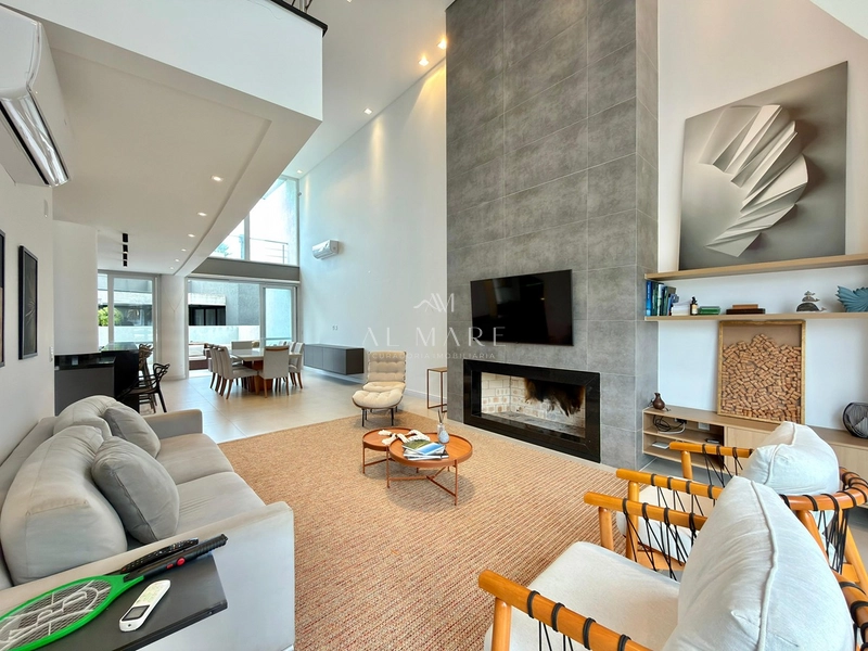 Sobrado a venda: 1ª foto da galeria de imagens do imóvel