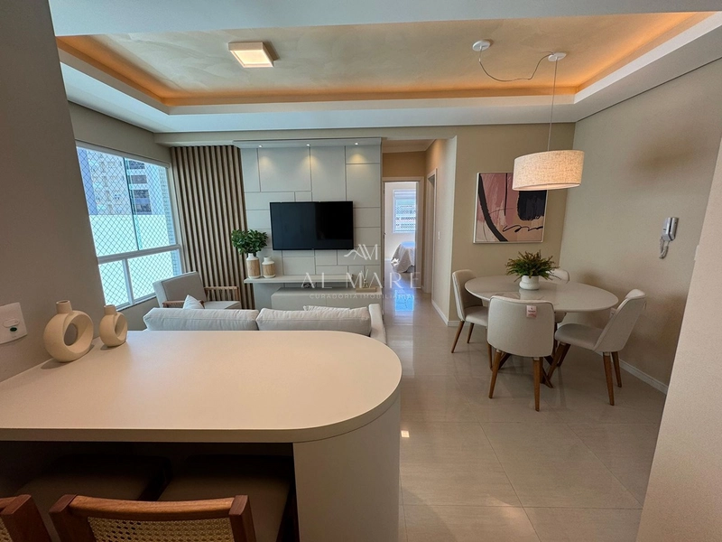 Apartamento mobiliado e decorado: 1ª foto da galeria de imagens do imóvel