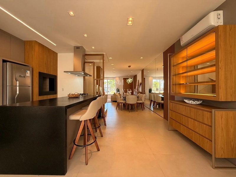 Sobrado no condominio: 1ª foto da galeria de imagens do imóvel