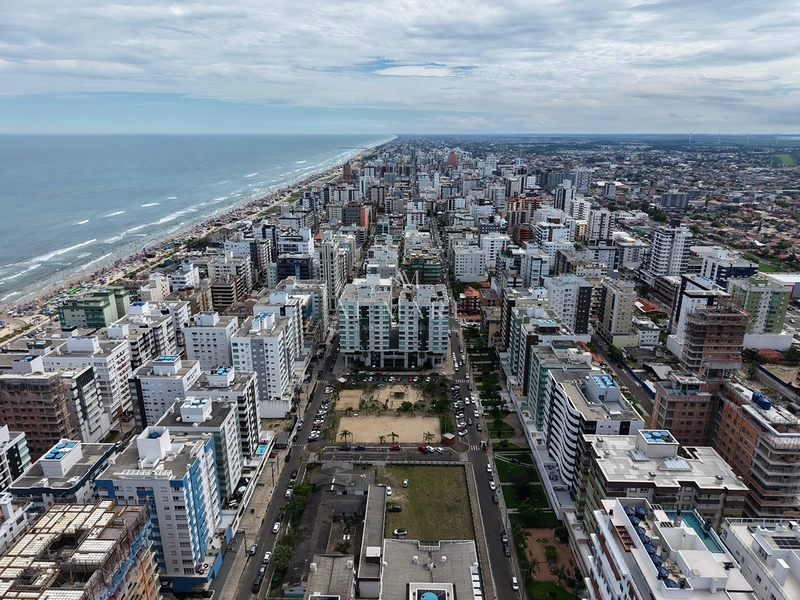 Apartamento três dormitórios : 21ª foto da galeria de imagens do imóvel