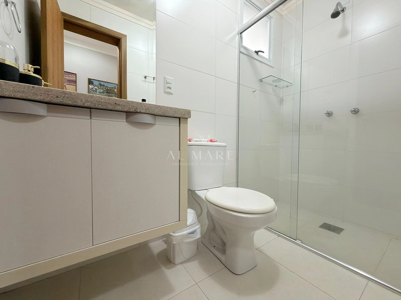 Apartamento três dormitórios : 15ª foto da galeria de imagens do imóvel