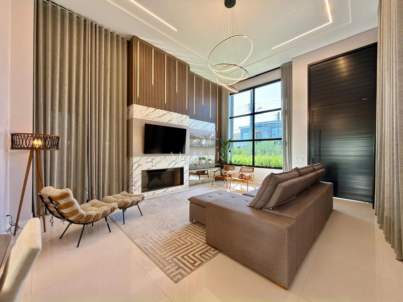 Casa em Condomínio com ofurô : 4ª foto da galeria de imagens do imóvel