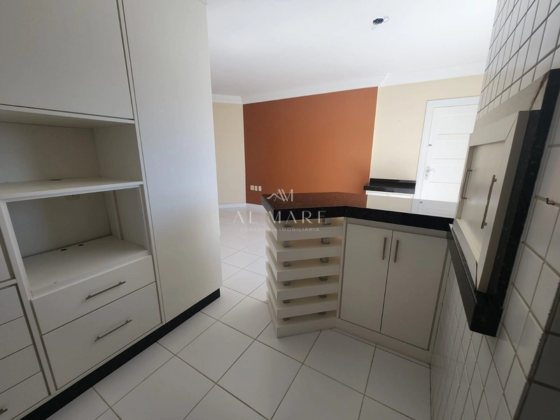 COBERTURA DUPLEX COM VISTA PARA O MAR E SERRA: 27ª foto da galeria de imagens do imóvel