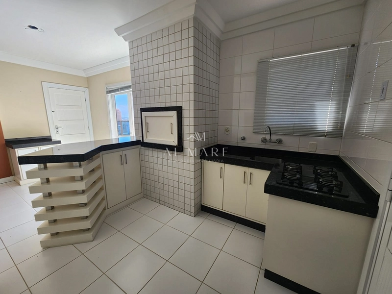 COBERTURA DUPLEX COM VISTA PARA O MAR E SERRA: 6ª foto da galeria de imagens do imóvel