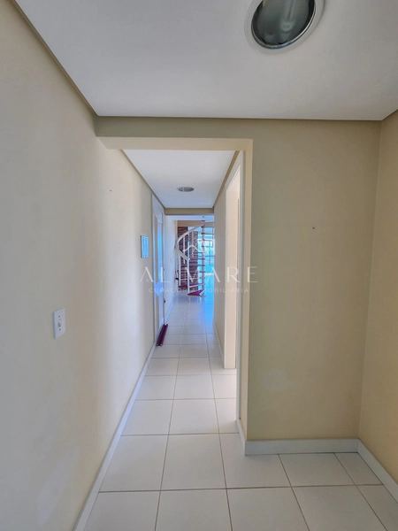 COBERTURA DUPLEX COM VISTA PARA O MAR E SERRA: 14ª foto da galeria de imagens do imóvel