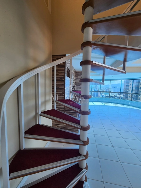 COBERTURA DUPLEX COM VISTA PARA O MAR E SERRA: 22ª foto da galeria de imagens do imóvel