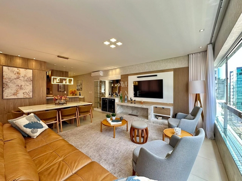 Apartamento alto padrão : 3ª foto da galeria de imagens do imóvel