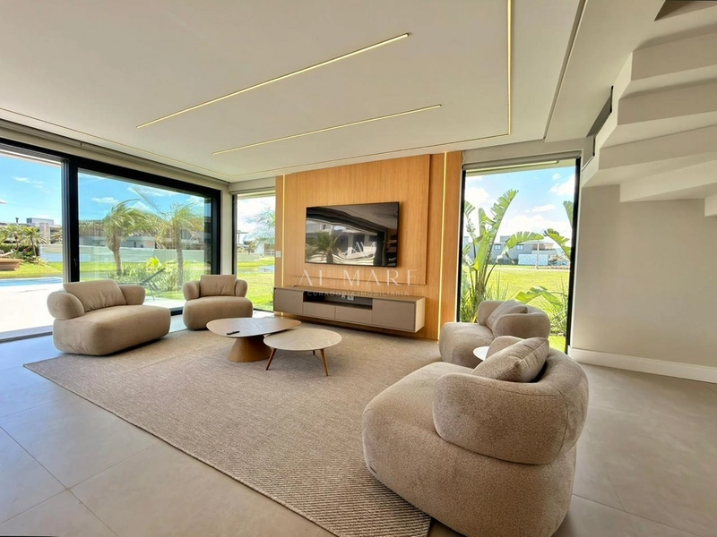 Casa magnifica: 4ª foto da galeria de imagens do imóvel