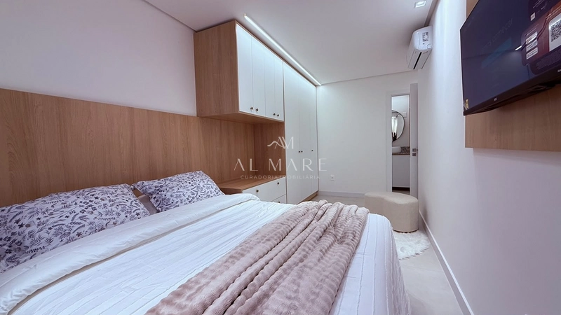 Apartamento com amplo terraço em L: 19ª foto da galeria de imagens do imóvel