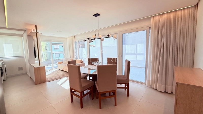Apartamento com amplo terraço em L: 6ª foto da galeria de imagens do imóvel