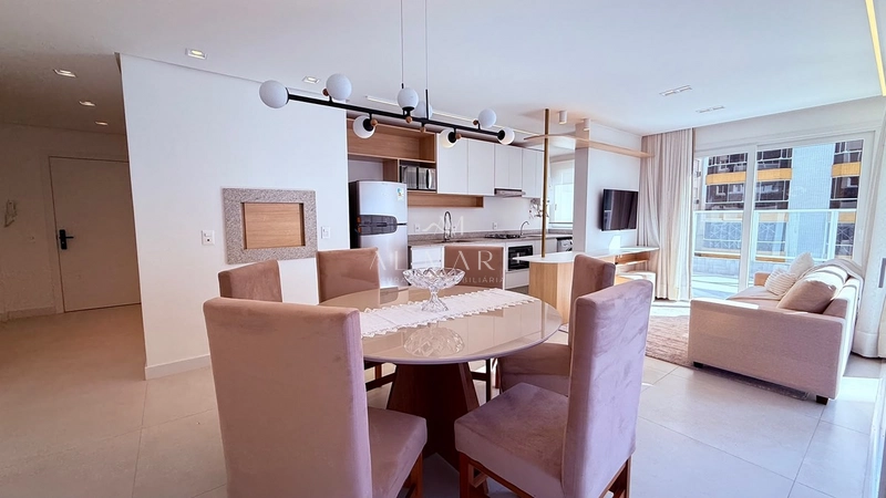 Apartamento com amplo terraço em L: 18ª foto da galeria de imagens do imóvel