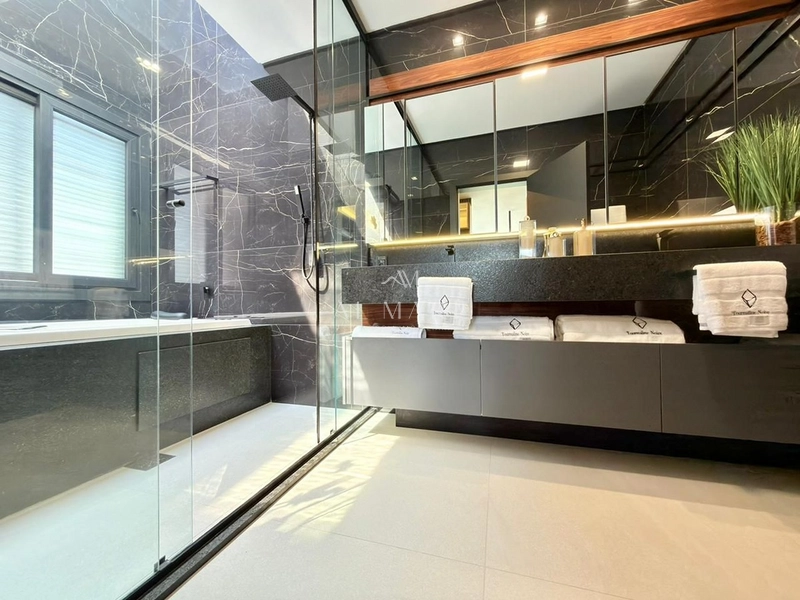 Casa de esquina beira de lago a venda: 27ª foto da galeria de imagens do imóvel