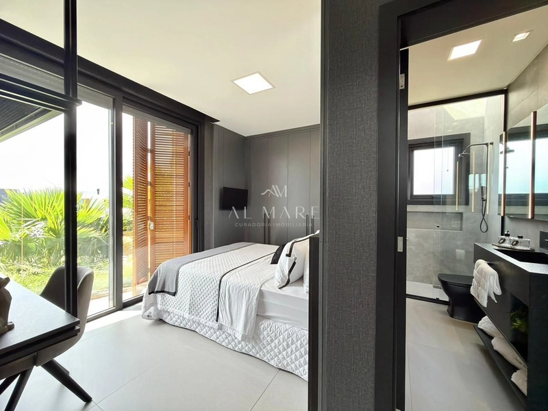 Casa de esquina beira de lago a venda: 11ª foto da galeria de imagens do imóvel