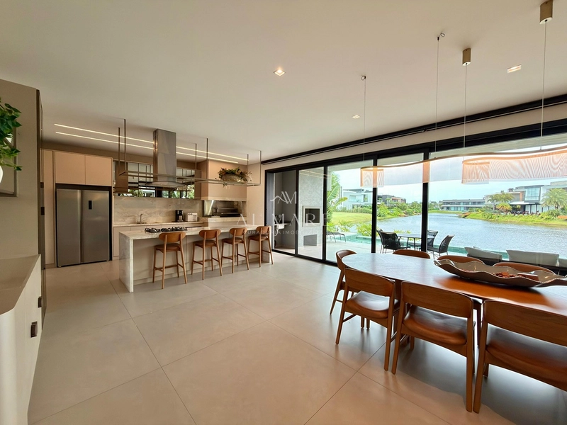 Sobrado Beira Lago: 28ª foto da galeria de imagens do imóvel