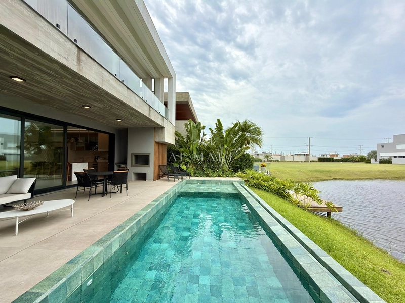 Sobrado Beira Lago: 37ª foto da galeria de imagens do imóvel