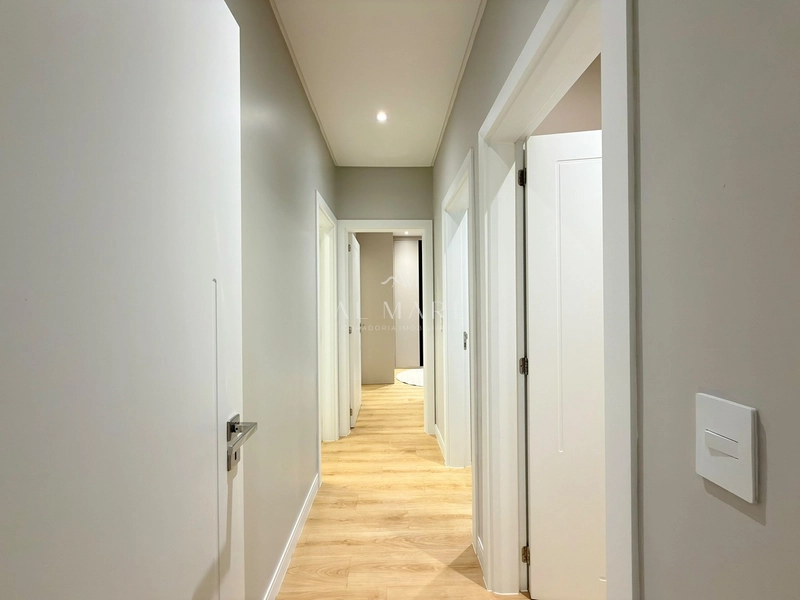 APARTAMENTO À VENDA EM CAPÃO DA CANOA! ALTÍSSIMO PADRÃO NO BAIRRO NAVEGANTES: 12ª foto da galeria de imagens do imóvel