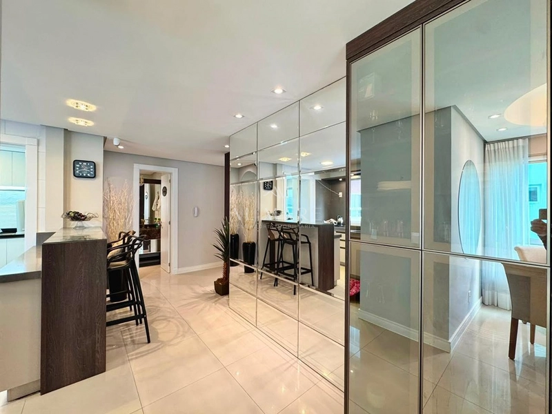 Apartamento finamente mobiliado e decorado: 6ª foto da galeria de imagens do imóvel