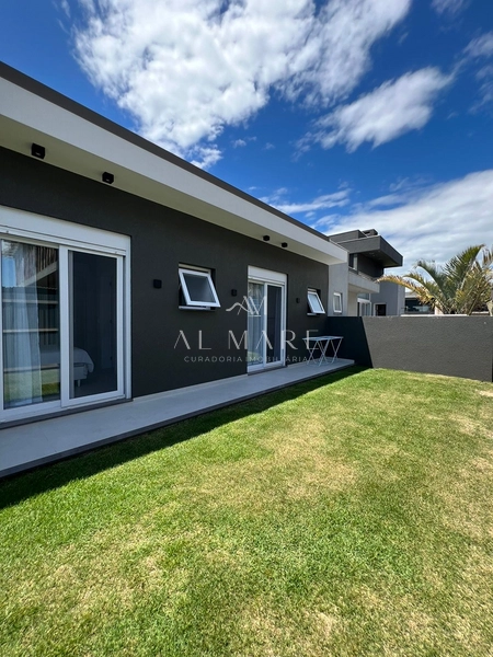 Casa no condominio : 3ª foto da galeria de imagens do imóvel