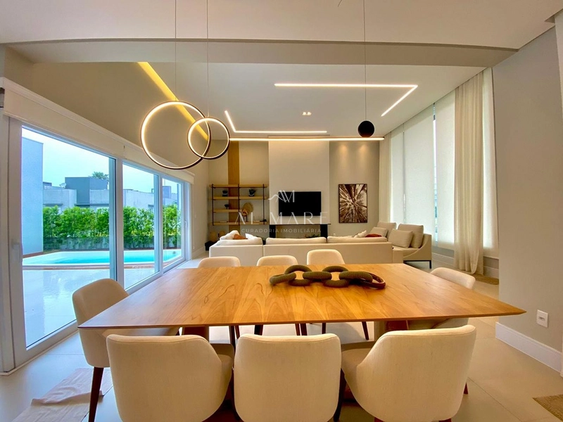 Casa em condomínio com quatro suíte mobiliado e decorado com vagas de garagem: 9ª foto da galeria de imagens do imóvel