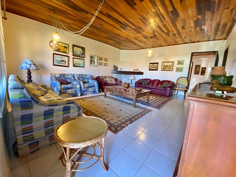 Casa bairro com três dormitórios sendo uma suíte e duas quadras do mar : 3ª foto da galeria de imagens do imóvel
