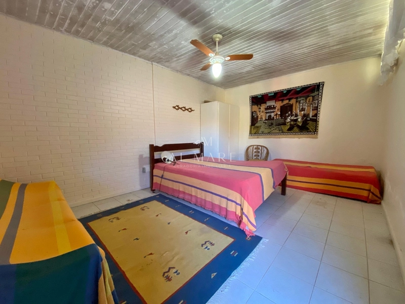 Casa bairro com três dormitórios sendo uma suíte e duas quadras do mar : 7ª foto da galeria de imagens do imóvel
