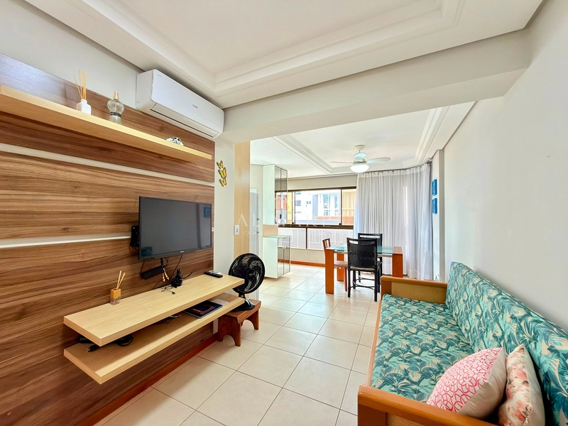 Apartamento de dois dormitórios com vaga de garagem e deposito : 5ª foto da galeria de imagens do imóvel