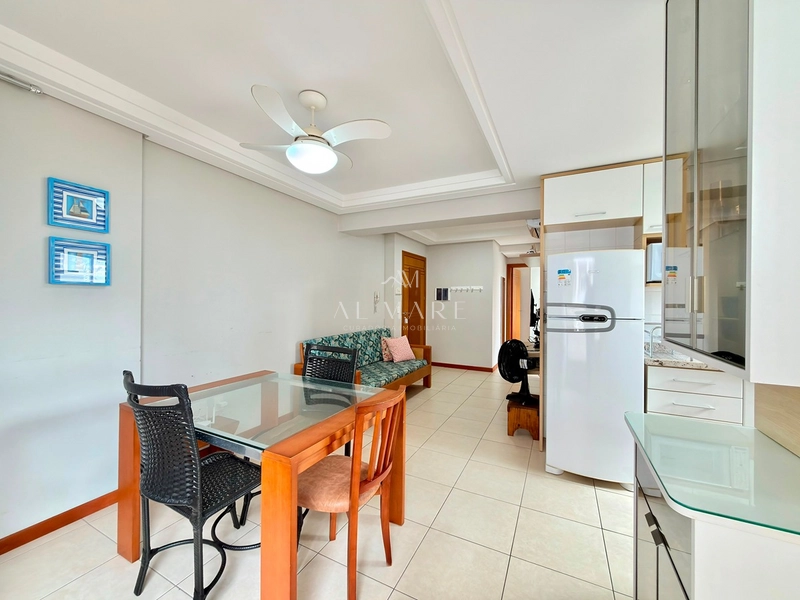 Apartamento de dois dormitórios com vaga de garagem e deposito : 11ª foto da galeria de imagens do imóvel