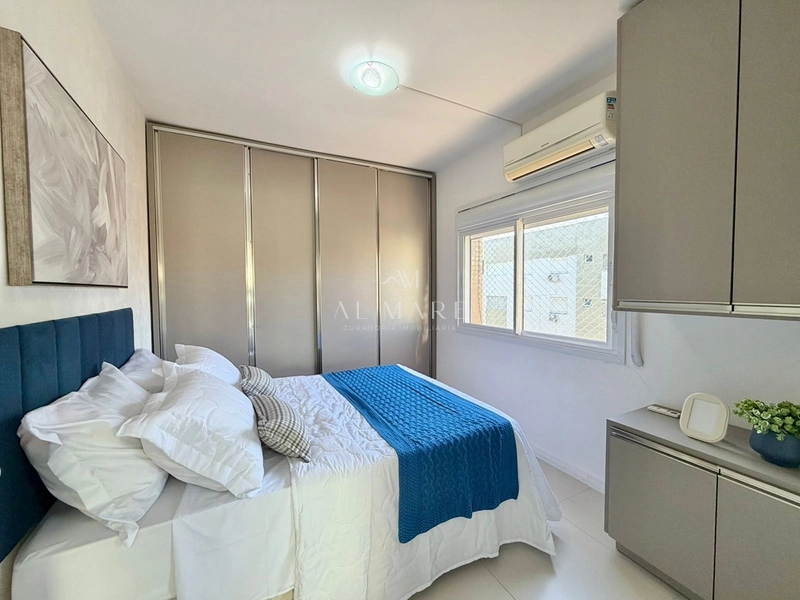 Apartamento na navegantes com vista para o mar: 2ª foto da galeria de imagens do imóvel