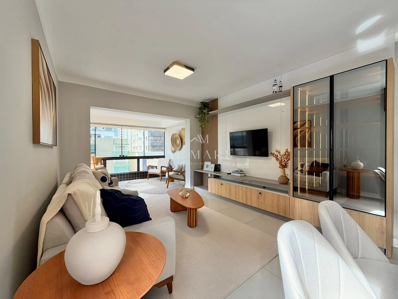 apartamento com sacada de frente mobiliado e decorado vista mar : 23ª foto da galeria de imagens do imóvel