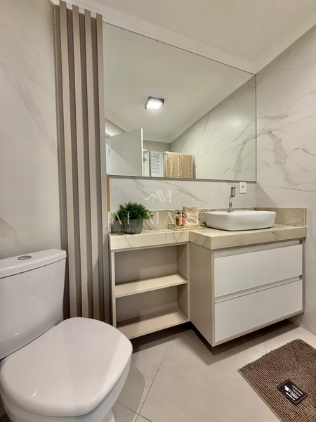 apartamento com sacada de frente mobiliado e decorado vista mar : 21ª foto da galeria de imagens do imóvel