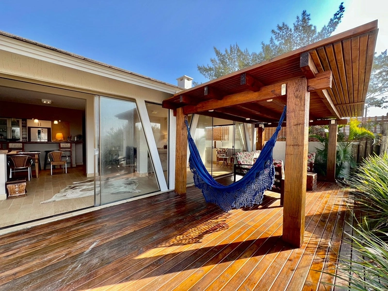 Casa à Venda na praia de Xangri-lá. Seu lugar de descanso na Beira Mar.: 6ª foto da galeria de imagens do imóvel