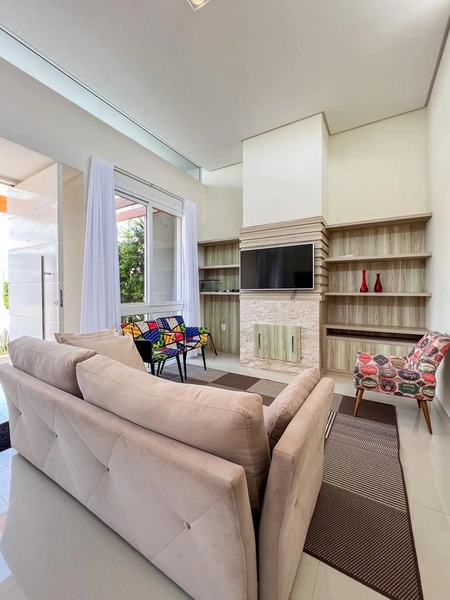 Casa em condomínio fechado na praia de Xangri-lá!: 9ª foto da galeria de imagens do imóvel
