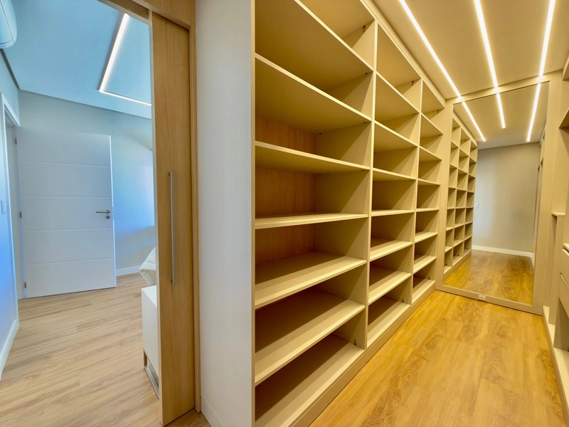 Sobrado incrível, mobiliado e decorado com vista incrível do Lago no Condomínio Sunset em Xangri-lá. : 20ª foto da galeria de imagens do imóvel