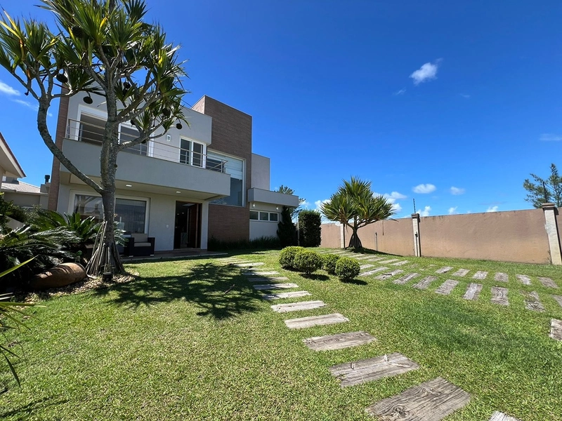 Incrível Sobrado à Venda no Condomínio a Beira Mar Atlântico Villas Club. : 3ª foto da galeria de imagens do imóvel