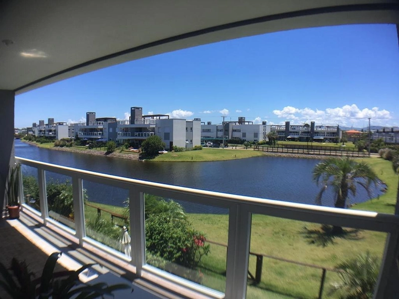 Incrível apartamento de esquina, beira lago no Condomínio Rossi Atlântida! : 2ª foto da galeria de imagens do imóvel