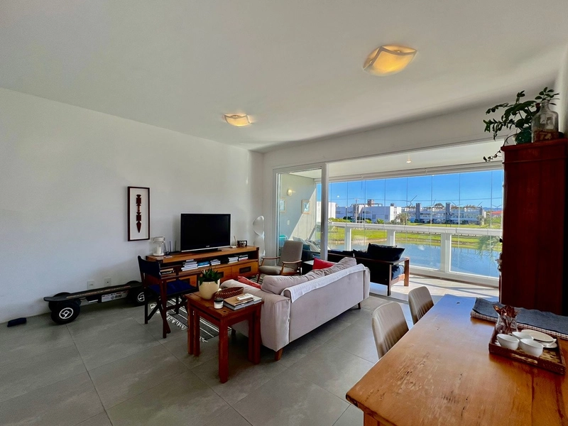 Incrível apartamento de esquina, beira lago no Condomínio Rossi Atlântida! : 9ª foto da galeria de imagens do imóvel