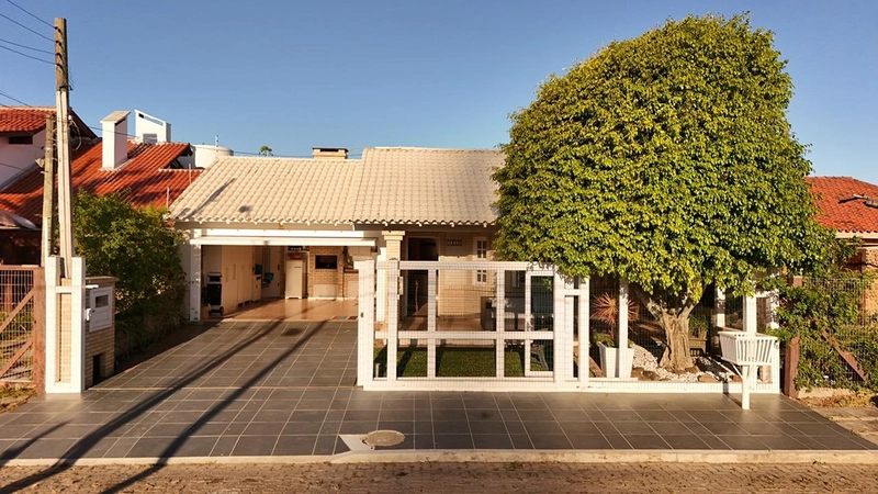 Excelente casa perto do mar no centro de Xangri-lá! : 35ª foto da galeria de imagens do imóvel
