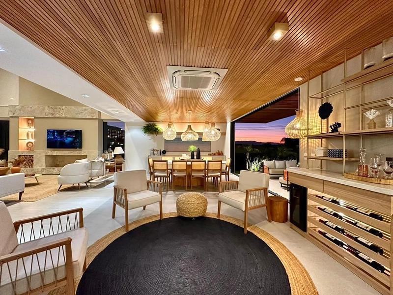 Essa casa encanta e cada detalhe! Mansão à venda no Condomínio Enseada em Xangri-lá.: 2ª foto da galeria de imagens do imóvel