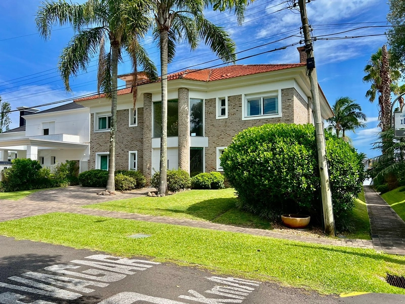 Sobrado beira lago no Condomínio Atlântida Ilhas Park em Atlântida - Xangri-lá!: 1ª foto da galeria de imagens do imóvel